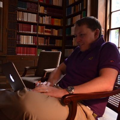 Linking Portable Antiquities to a wider web