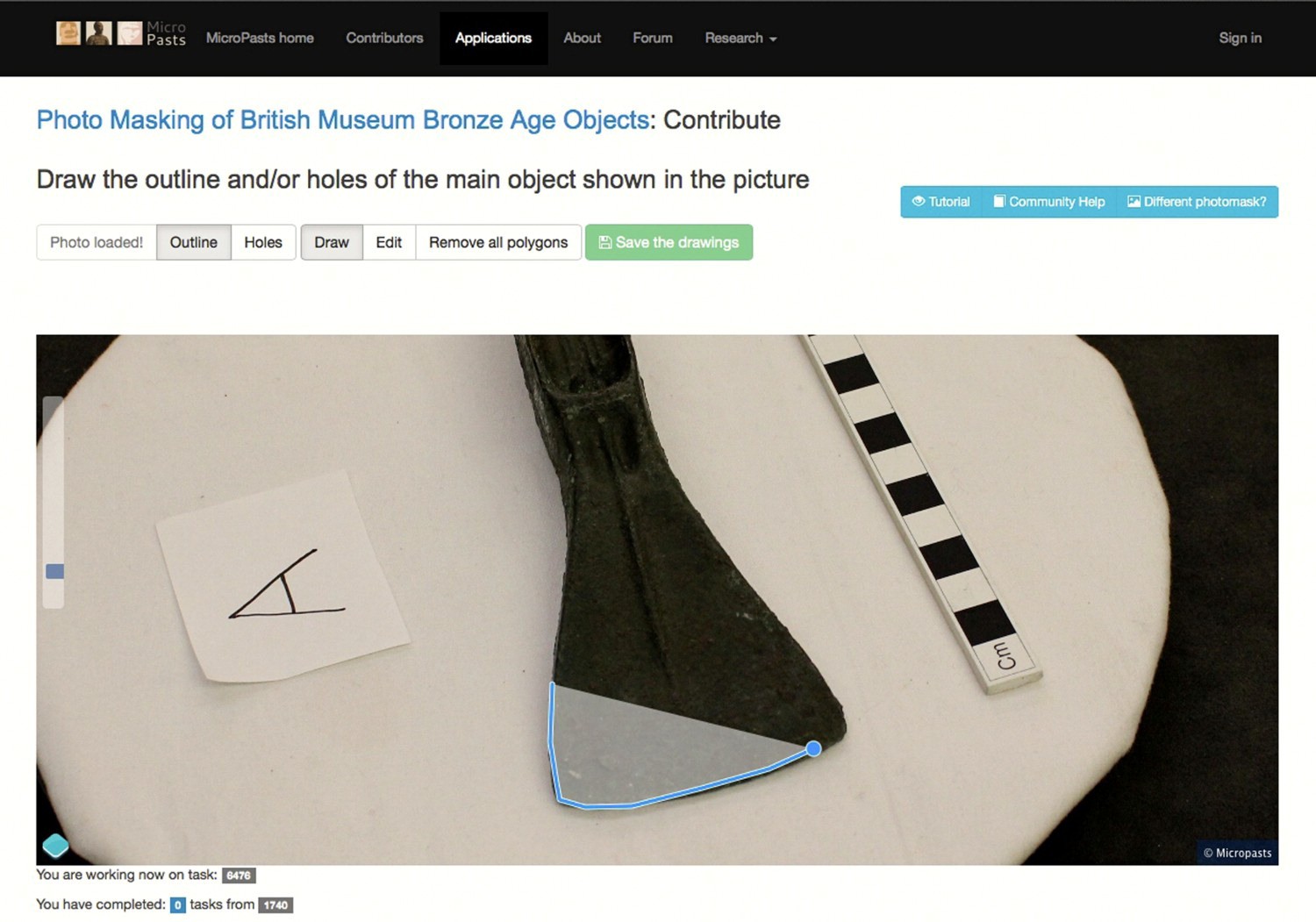 Figure 2. Screenshot showing the functioning of the 3D photo-masking application.